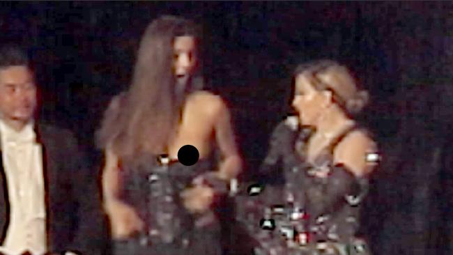 c230bb2b57b03d31facb81b2b9f3f9b6